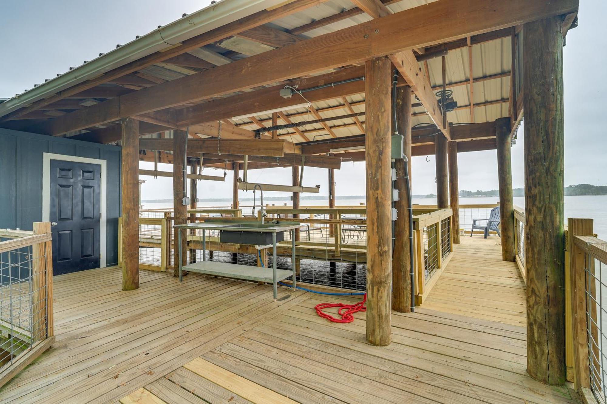 Вілла Waterfront House On Toledo Bend With Private Dock! Alliance Екстер'єр фото