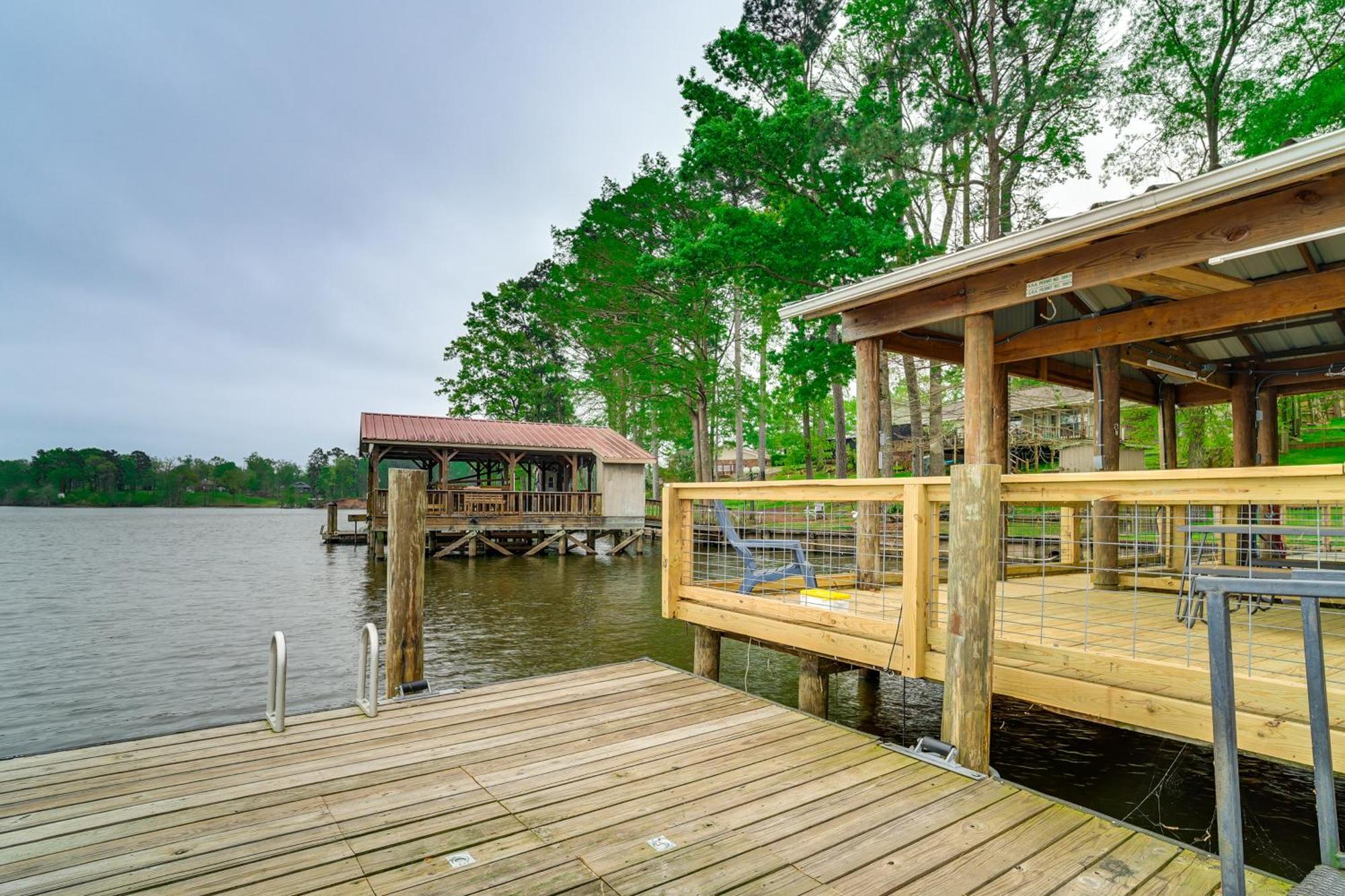 Вілла Waterfront House On Toledo Bend With Private Dock! Alliance Екстер'єр фото